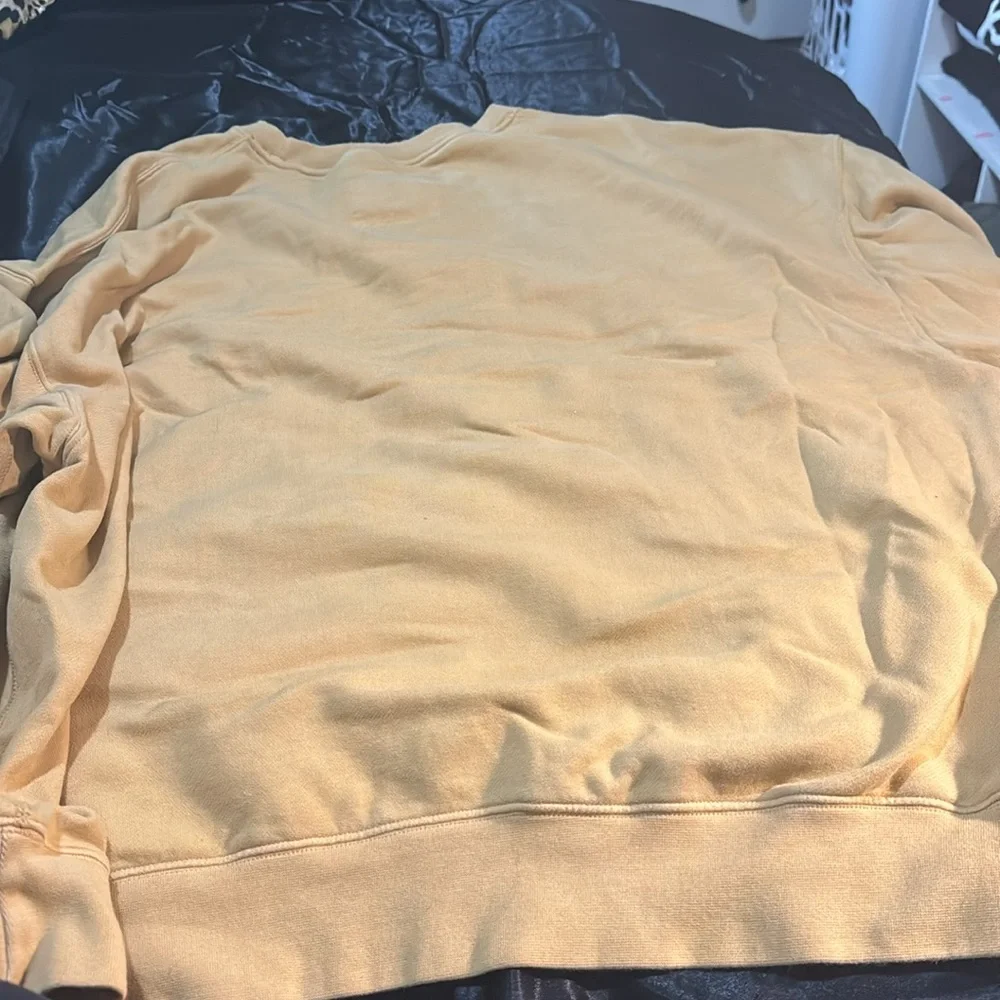 Size XXL American Eagle Crew neck - Picture 2 of 3
